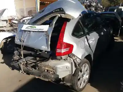 Veículo de Sucata citroen c4 berlina vtr plus do ano 2004 alimentado d-9hy
