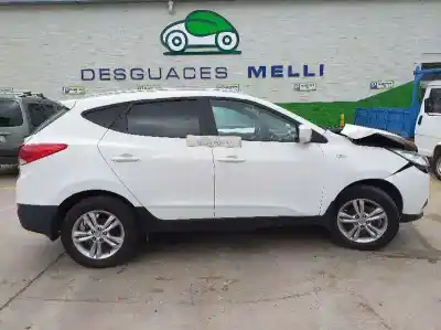 Veículo de Sucata hyundai ix35 comfort 2wd do ano 2001 alimentado d4fd