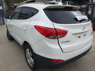 Veículo de Sucata hyundai ix35 comfort 2wd do ano 2001 alimentado d4fd