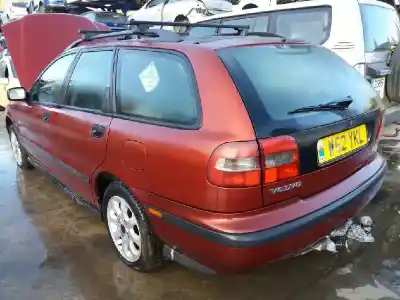 Veículo de Sucata volvo v40 familiar td do ano 2000 alimentado d4192t