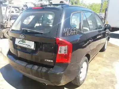 Veicolo di demolizione kia carens (un) active dell'anno 2007 alimentato d4ea