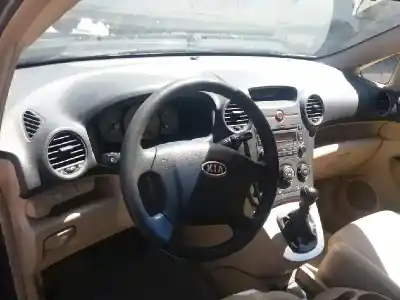 Veicolo di demolizione kia carens (un) active dell'anno 2007 alimentato d4ea