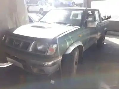 Scrapping Vehicle nissan pick-up (d22) td doble cabina navara 4x4 of the year 2001 powered td25ti