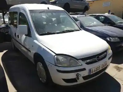 Scrapping Vehicle opel combo tour of the year 2005 powered 