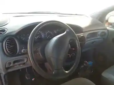 Scrapping Vehicle renault megane i scenic (ja0) 1.9dti alize of the year 1999 powered f9q734