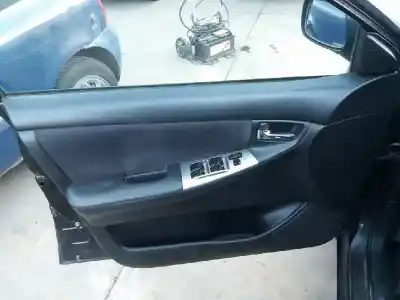 Veículo de Sucata toyota corolla familiar (e12) 1.6 sol 110 cv / 81 kw do ano 2002 alimentado 3zzfe