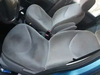 Veículo de Sucata citroen c3 pluriel 1.4 do ano 2004 alimentado kfv