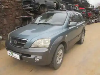 Veículo de Sucata KIA SORENTO 2.5 CRDi Concept do ano 2002 alimentado 