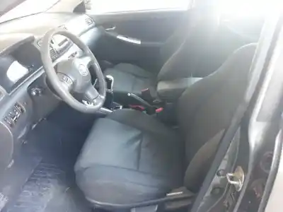 Scrapping Vehicle toyota corolla (e12) 2.0 d-4d sol sedán of the year 2005 powered 1cdftv