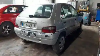 Veículo de Sucata citroen saxo 1.5 diesel do ano 2001 alimentado vjz