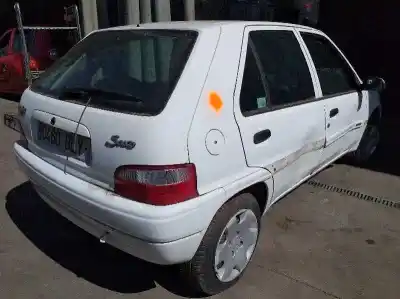 Veículo de Sucata citroen saxo 1.1 sx do ano 2001 alimentado hfx