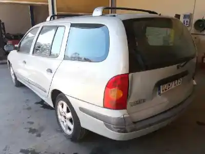 Scrapping Vehicle renault megane i fase 2 grandtour (ka..) 1.6 16v authentique of the year 2000 powered g/k4m a7