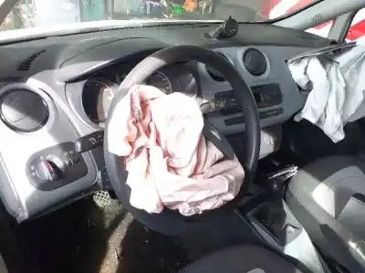 Veicolo di demolizione seat ibiza iv (6j5, 6p1) 1.2 dell'anno 2014 alimentato cgpa