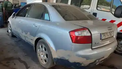 Veículo de Sucata audi a4 berlina (8e) 2.5 v6 24v tdi do ano 2002 alimentado ake