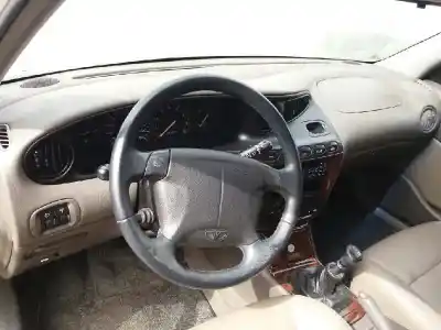 Veicolo di demolizione daewoo leganza 2.0 sx dell'anno 1998 alimentato t20sed