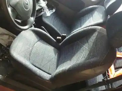 Здавання транспортного засобу renault clio ii fase ii (b/cb0) authentique 58 cv / 43 kw року 2003 потужний d7f720