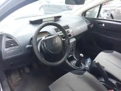 Veículo de Sucata citroen c4 berlina sx do ano 2004 alimentado nfu