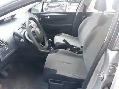 Veículo de Sucata citroen c4 berlina sx do ano 2004 alimentado nfu