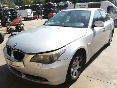 Veículo de Sucata bmw serie 5 berlina (e60) 525d do ano 2001 alimentado m57d25tu