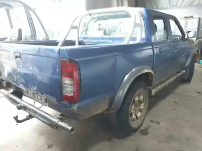 Scrapping Vehicle nissan pick-up (d22) td doble cabina navara 4x4 of the year 1999 powered td25ti