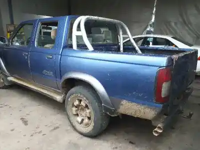 Scrapping Vehicle nissan pick-up (d22) td doble cabina navara 4x4 of the year 1999 powered td25ti