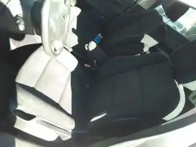 Здавання транспортного засобу peugeot 307 break/sw (s2) sw 109 cv / 80 kw року 2006 потужний g-nfu