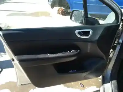 Здавання транспортного засобу peugeot 307 break/sw (s2) sw 109 cv / 80 kw року 2006 потужний g-nfu