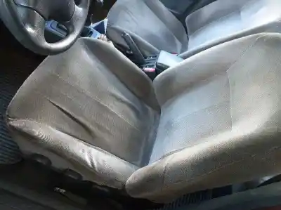 Здавання транспортного засобу nissan primera berl./familiar (p10/w10) slx berlina (p10) 102 cv / 75 kw року 1994 потужний ga16de