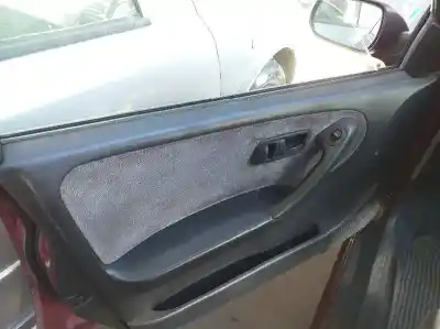 Здавання транспортного засобу nissan primera berl./familiar (p10/w10) slx berlina (p10) 102 cv / 75 kw року 1994 потужний ga16de