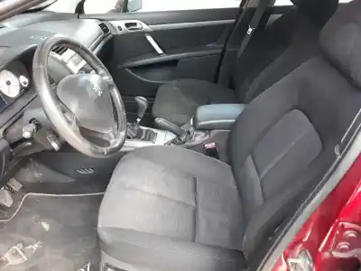 Здавання транспортного засобу peugeot 407 st confort року 2007 потужний 9hz