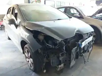 Veículo de Sucata peugeot 308 confort do ano 2007 alimentado 5fw
