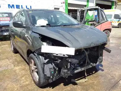Veículo de Sucata hyundai ix35 comfort 2wd do ano 2001 alimentado d4fd