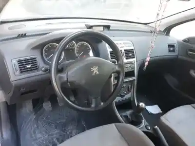 Scrapping Vehicle peugeot 307 (s1) xr of the year 2002 powered nfu