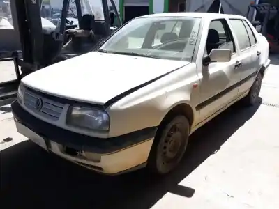 Veículo de Sucata VOLKSWAGEN VENTO (1H2) CL do ano 1996 alimentado D-1Y