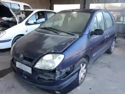 Vehicul casat RENAULT SCÉNIC I MONOSPACE (JA0/1_, FA0_) 1.9 dTi (JA1U) al anului 2003 alimentat F9Q744