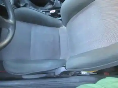 Véhicule à la ferraille ALFA ROMEO 147 (190) 1.6 16V CAT de l'année 2004 alimenté 