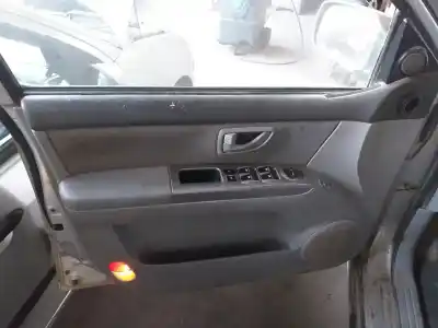 Veículo de Sucata KIA SORENTO 2.5 CRDi Concept do ano 2006 alimentado D4CB