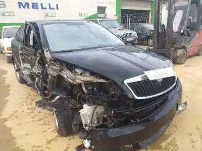 Veículo de Sucata skoda octavia berlina (1z3) trend do ano 2009 alimentado bxe
