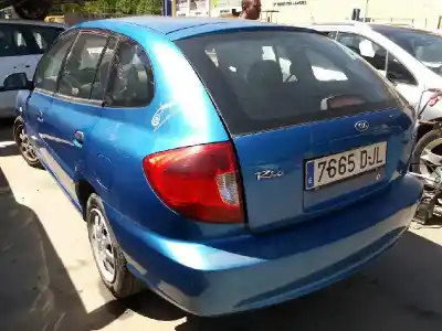 Veículo de Sucata kia rio rs berlina do ano 2005 alimentado a3d