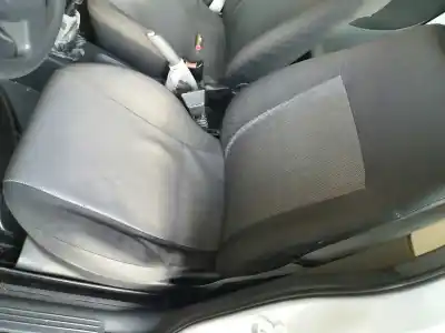 Veículo de Sucata opel corsa c silverline do ano 2005 alimentado z12xep