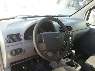 Veículo de Sucata ford transit connect (tc7) furg. 75 cv / 55 kw do ano 2005 alimentado bhpa