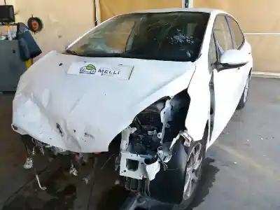 Veículo de Sucata PEUGEOT 208 Active do ano 2001 alimentado BHW