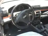 Veicolo di demolizione audi a4 berlina (b5) 2.4 v6 30v dell'anno 1998 alimentato 