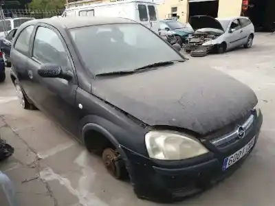 Veicolo di demolizione opel corsa c blue line dell'anno 2003 alimentato z13dt