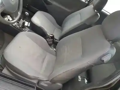 Veicolo di demolizione opel corsa c blue line dell'anno 2003 alimentato z13dt