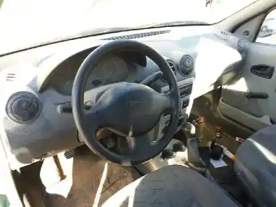 Veículo de Sucata dacia logan ambiance do ano 2007 alimentado k7j710