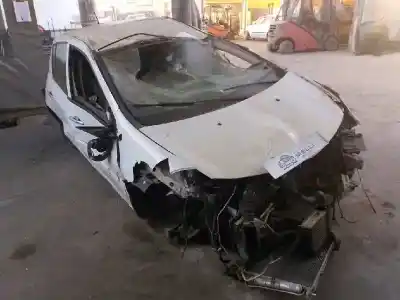 Здавання транспортного засобу renault clio iii authentique року 2010 потужний k9k768