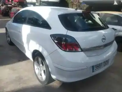 Veículo de Sucata OPEL ASTRA GTC Sport do ano 2006 alimentado D-Z17DTH