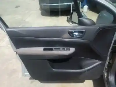 Veicolo di demolizione peugeot 307 break / sw (s1) 307 break / sw (s1) (2002 - 2005) dell'anno 2004 alimentato d-rhy