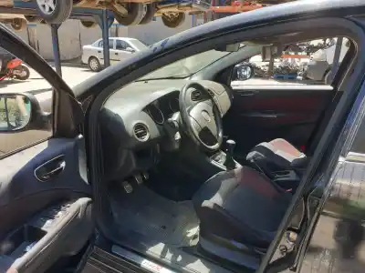 Veículo de Sucata fiat bravo (198) 1.9 jtd 16v cat do ano 2008 alimentado 937a5000